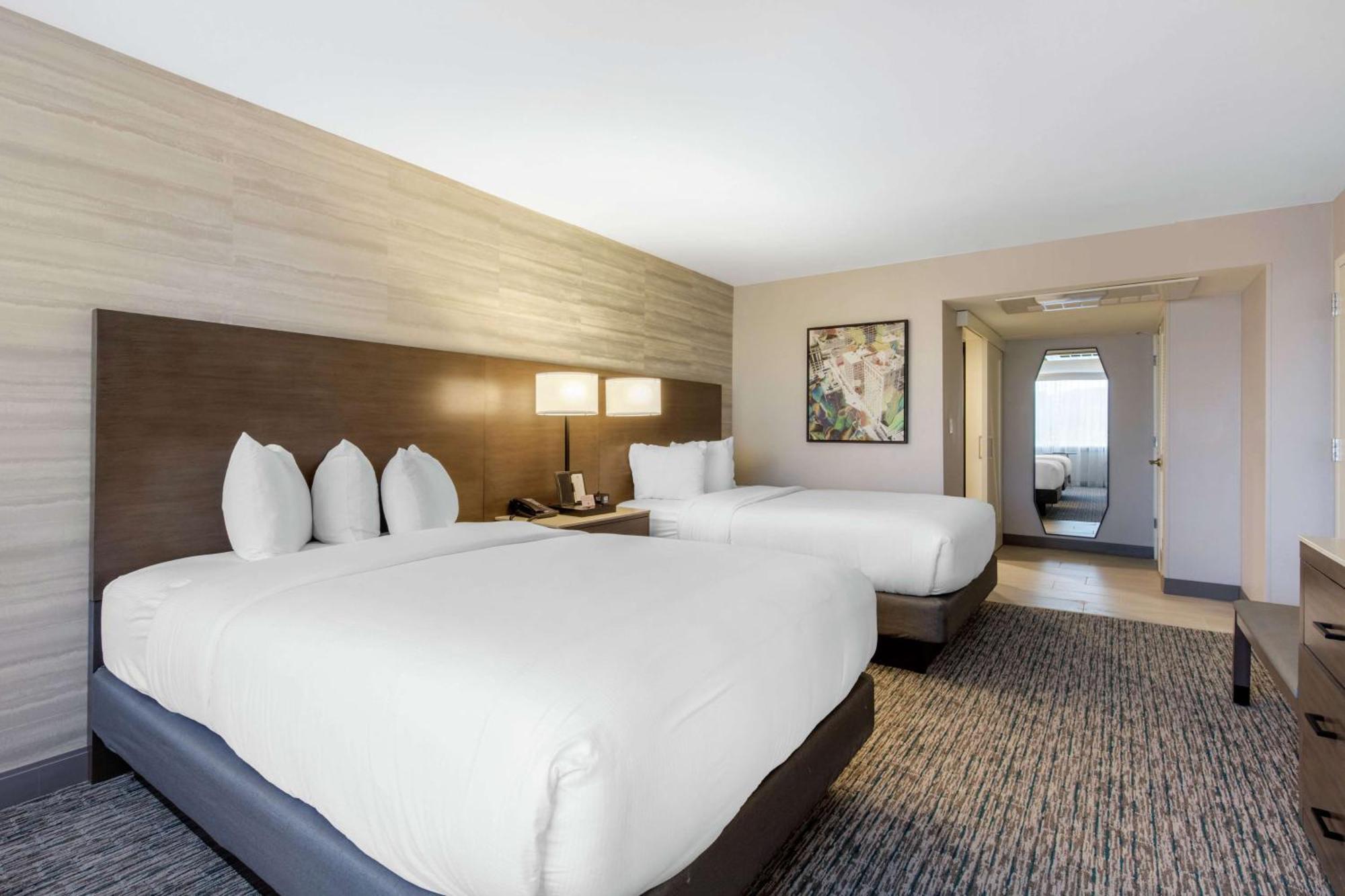 Doubletree Birmingham Perimeter Park Hotel Exterior photo